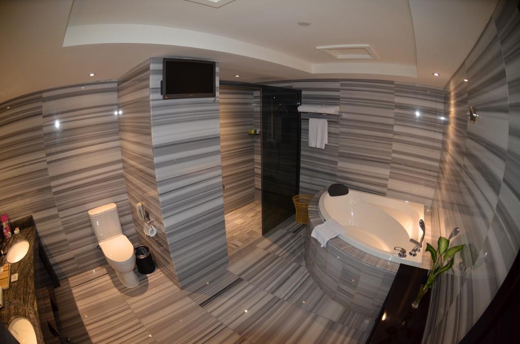 Wanjia International Hotel Csüancsou Kültér fotó