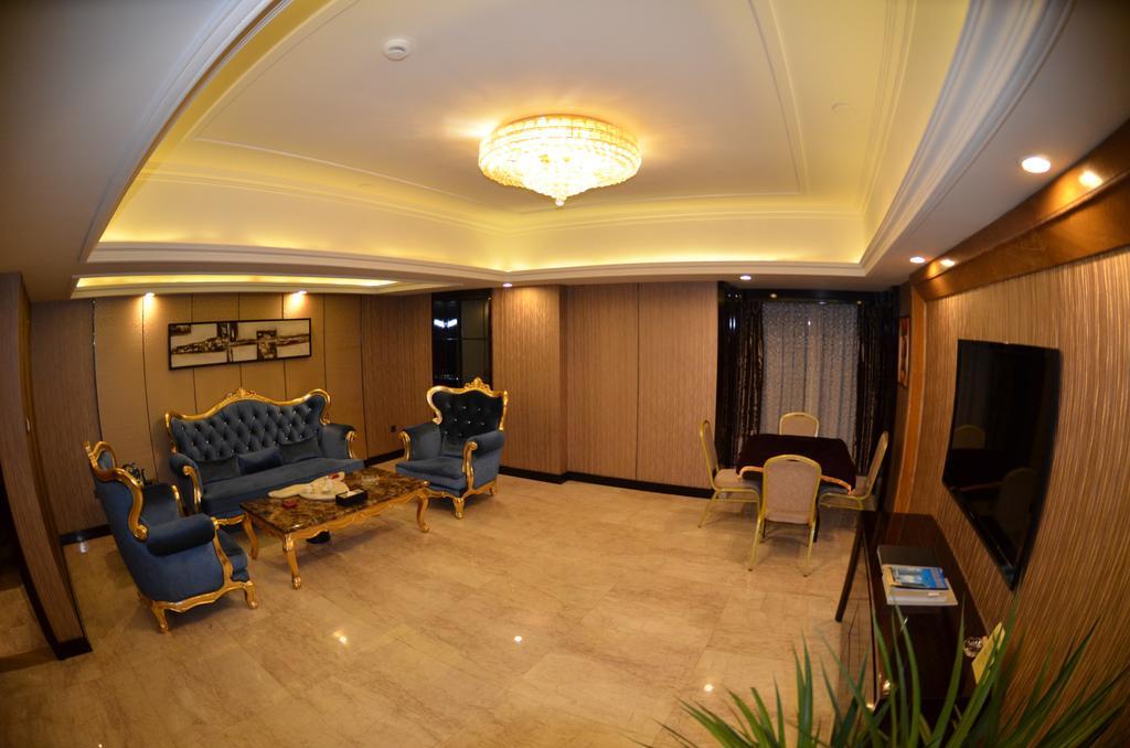 Wanjia International Hotel Csüancsou Kültér fotó
