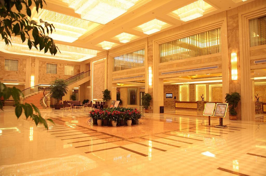 Wanjia International Hotel Csüancsou Kültér fotó