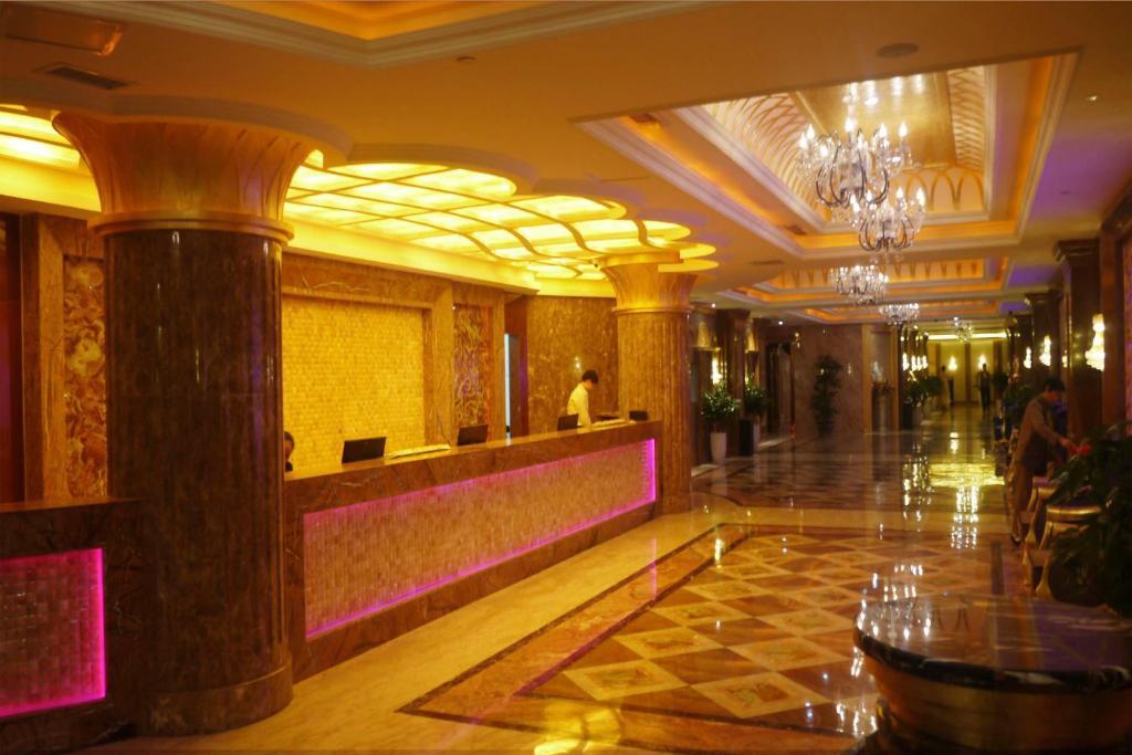 Wanjia International Hotel Csüancsou Kültér fotó